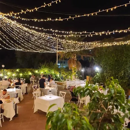 Mucca - La Cantina Del Contadino Alojamento de Acomodação e Pequeno-almoço